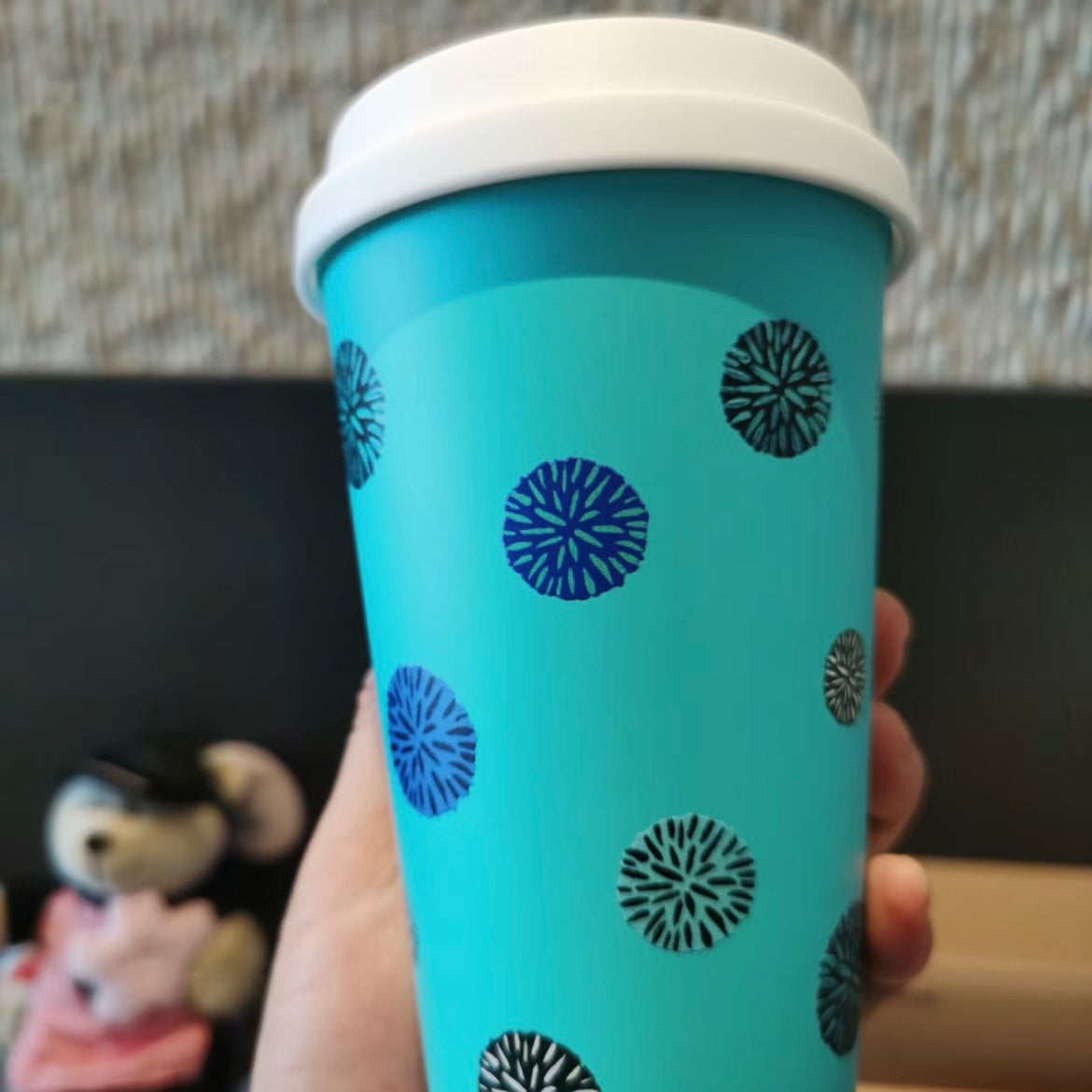 Starbucks cup num 942