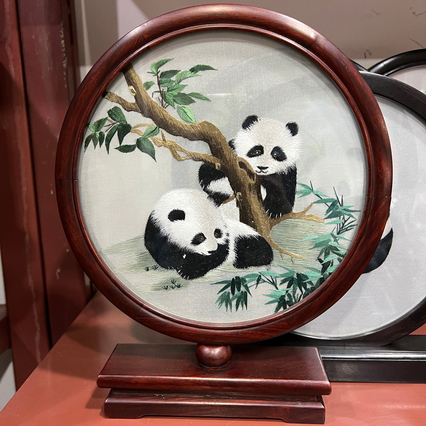 Shu embroidery double-sided handmade high-end Panda-D1314