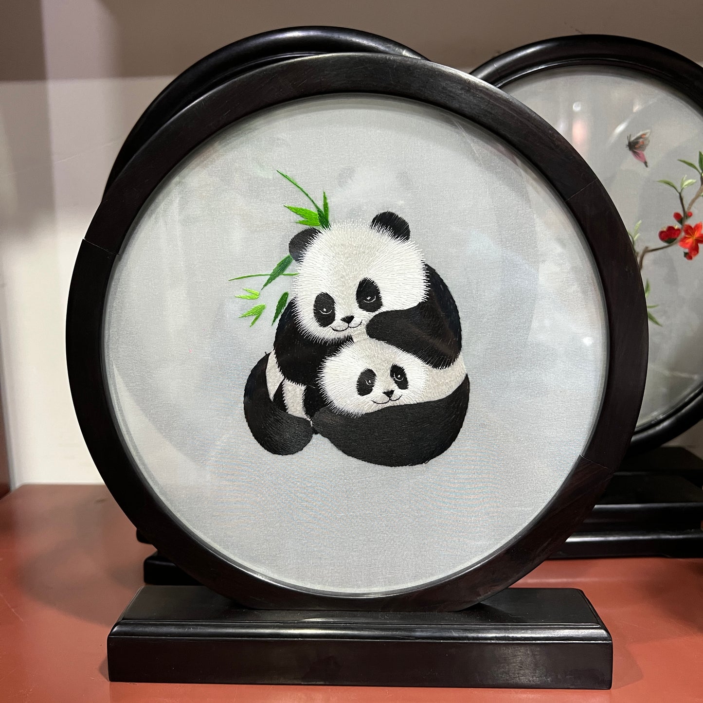 Shu embroidery double-sided handmade high-end Panda-D1349