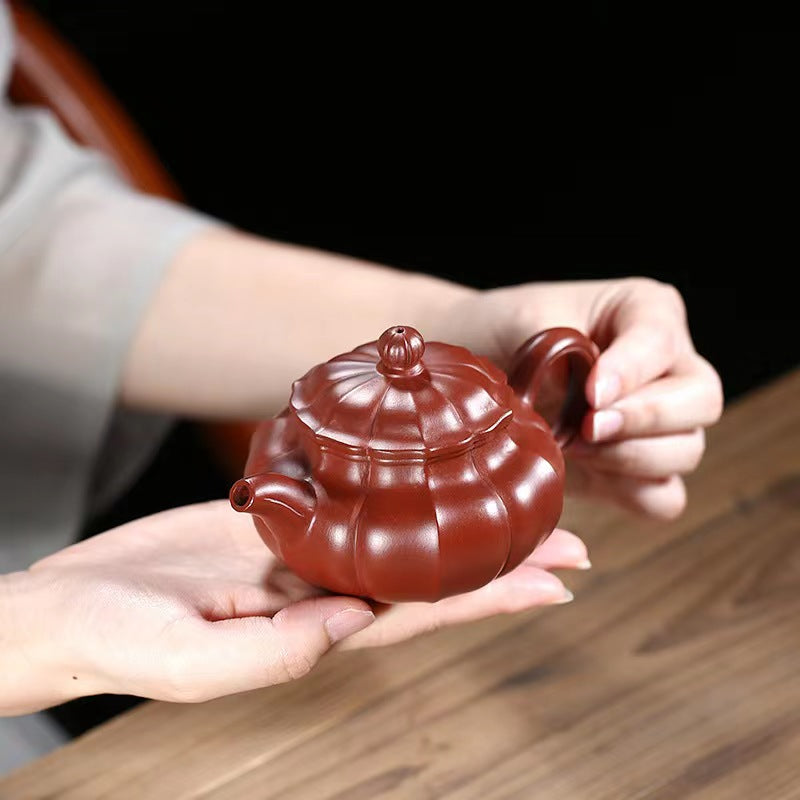 Yixing purple clay handmade teapot 180 ml-PCT018