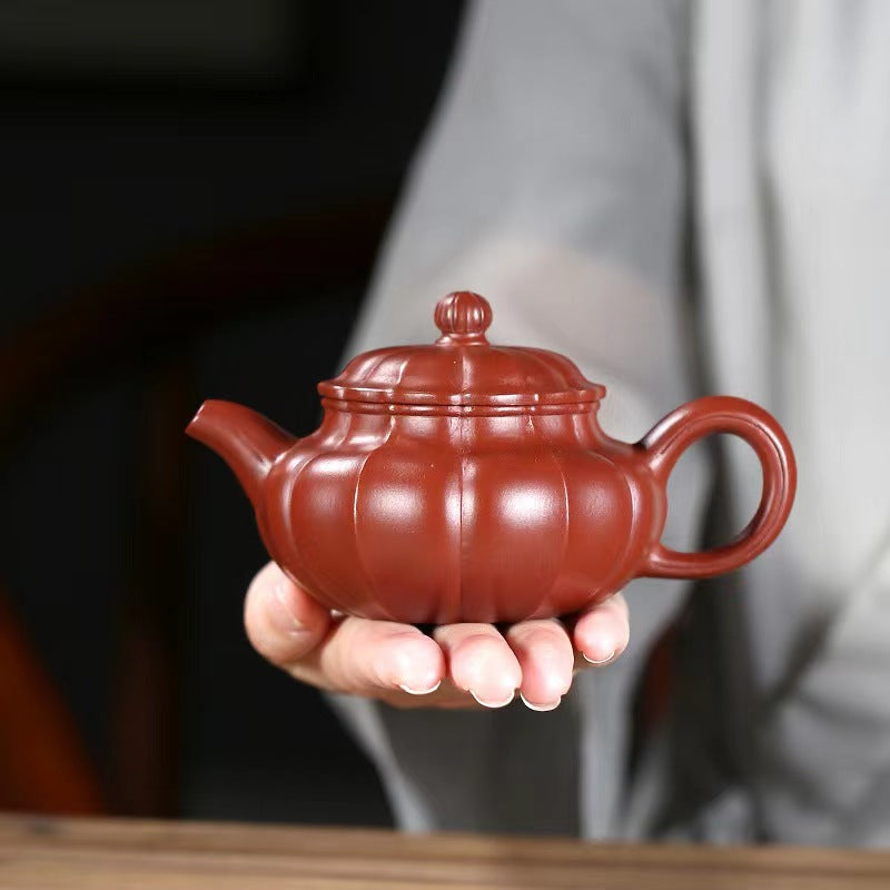 Yixing purple clay handmade teapot 180 ml-PCT018