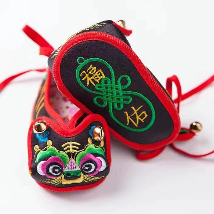 Tiger-head shoes soft soled baby shoes cloth shoes hand embroidered Chinese style- IM319