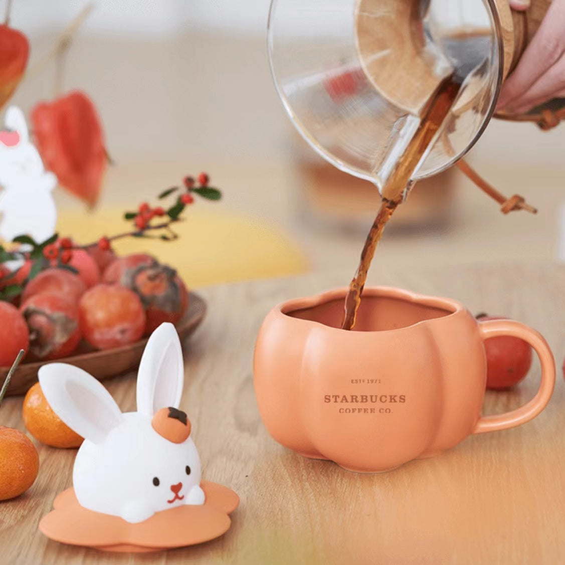 STARBUCKS - Cute rabbit mug 335ml